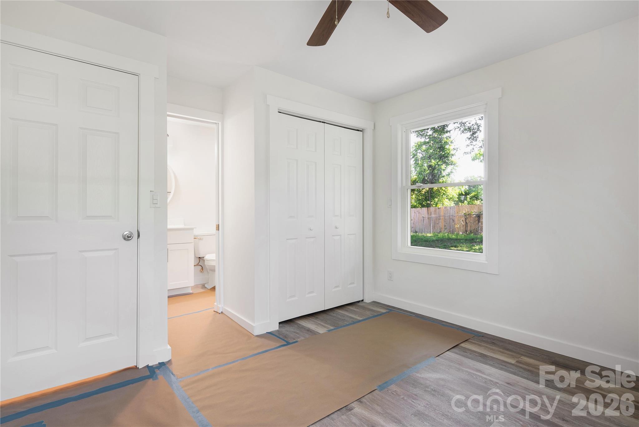 287 Duncan Road — Flat Rock