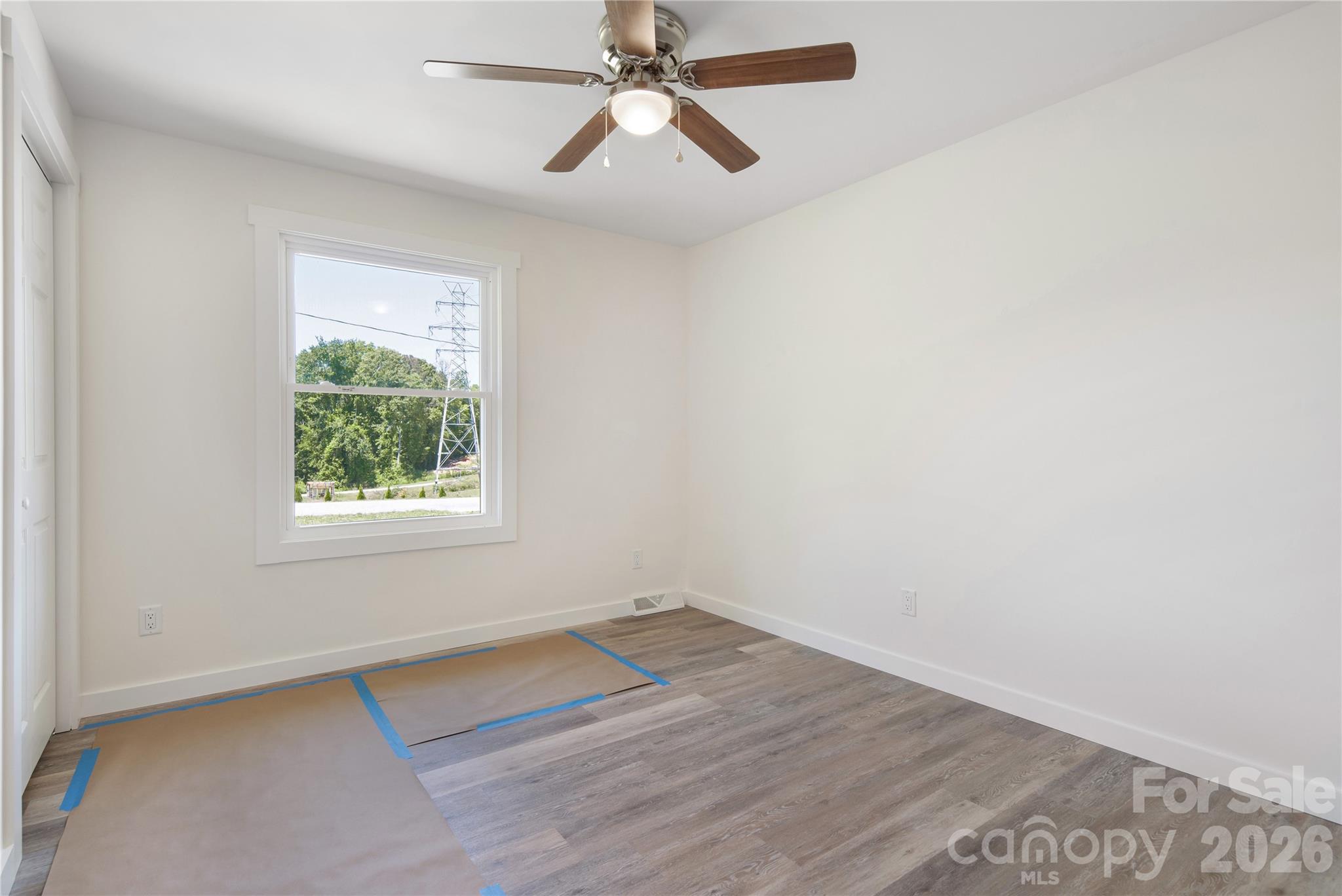 287 Duncan Road — Flat Rock