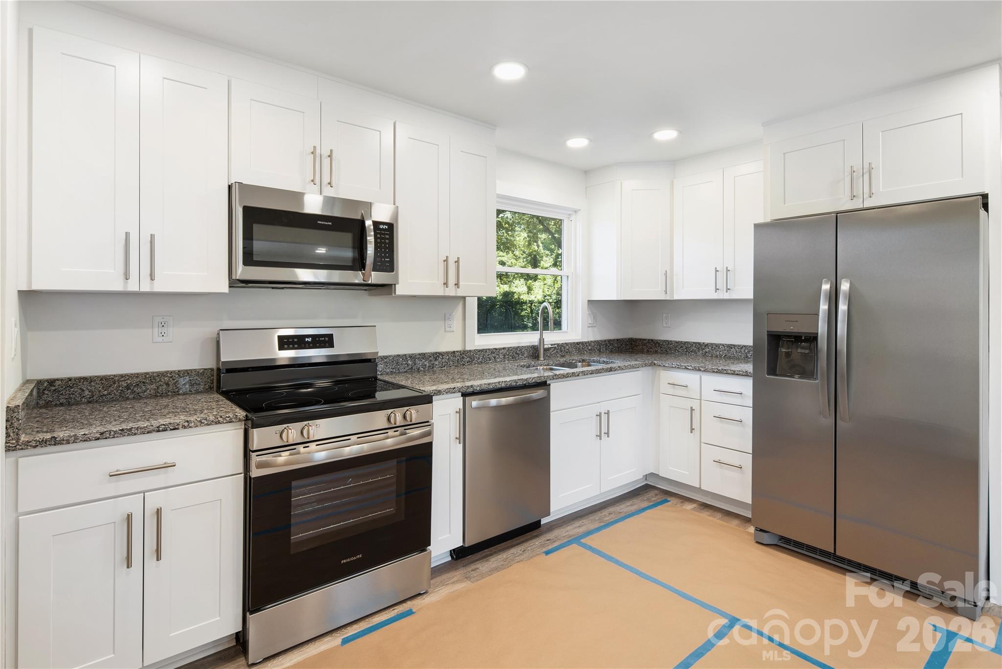 287 Duncan Road — Flat Rock