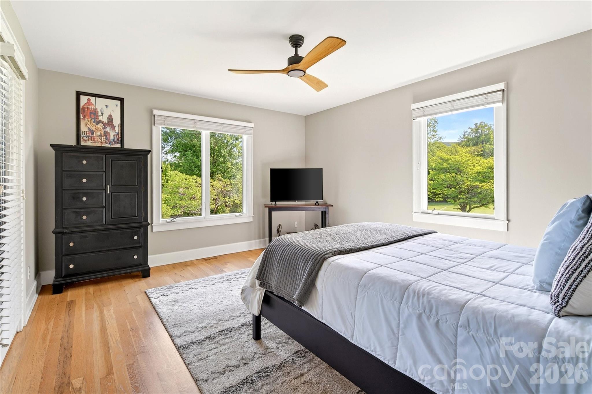 120 Old Lakey Gap Road — Black Mountain