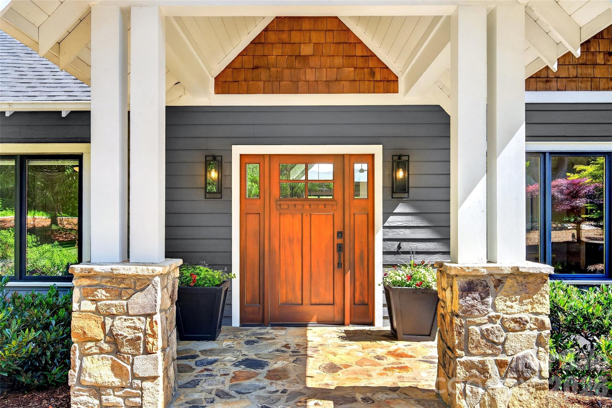 120 Old Lakey Gap Road — Black Mountain