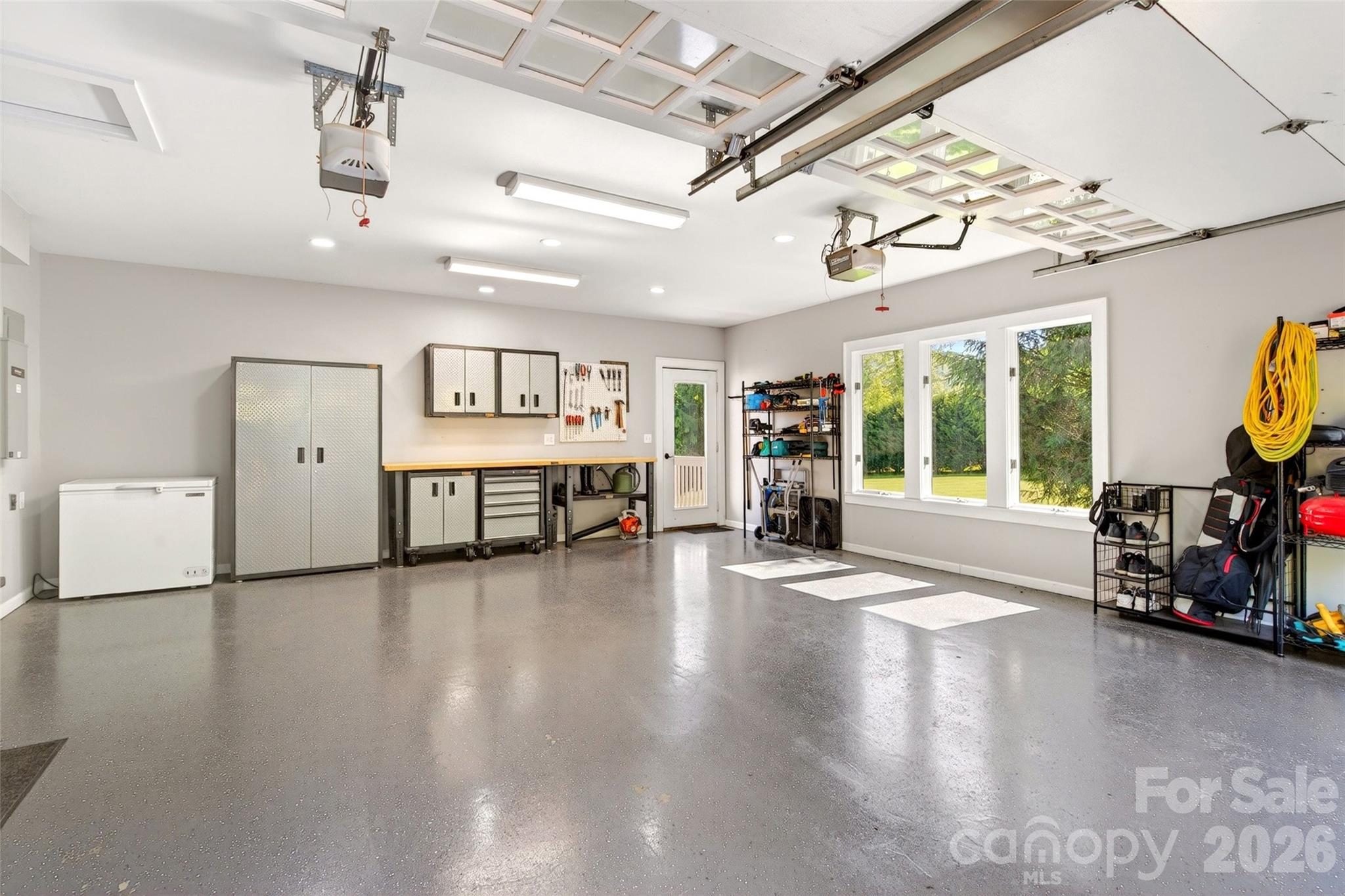 120 Old Lakey Gap Road — Black Mountain