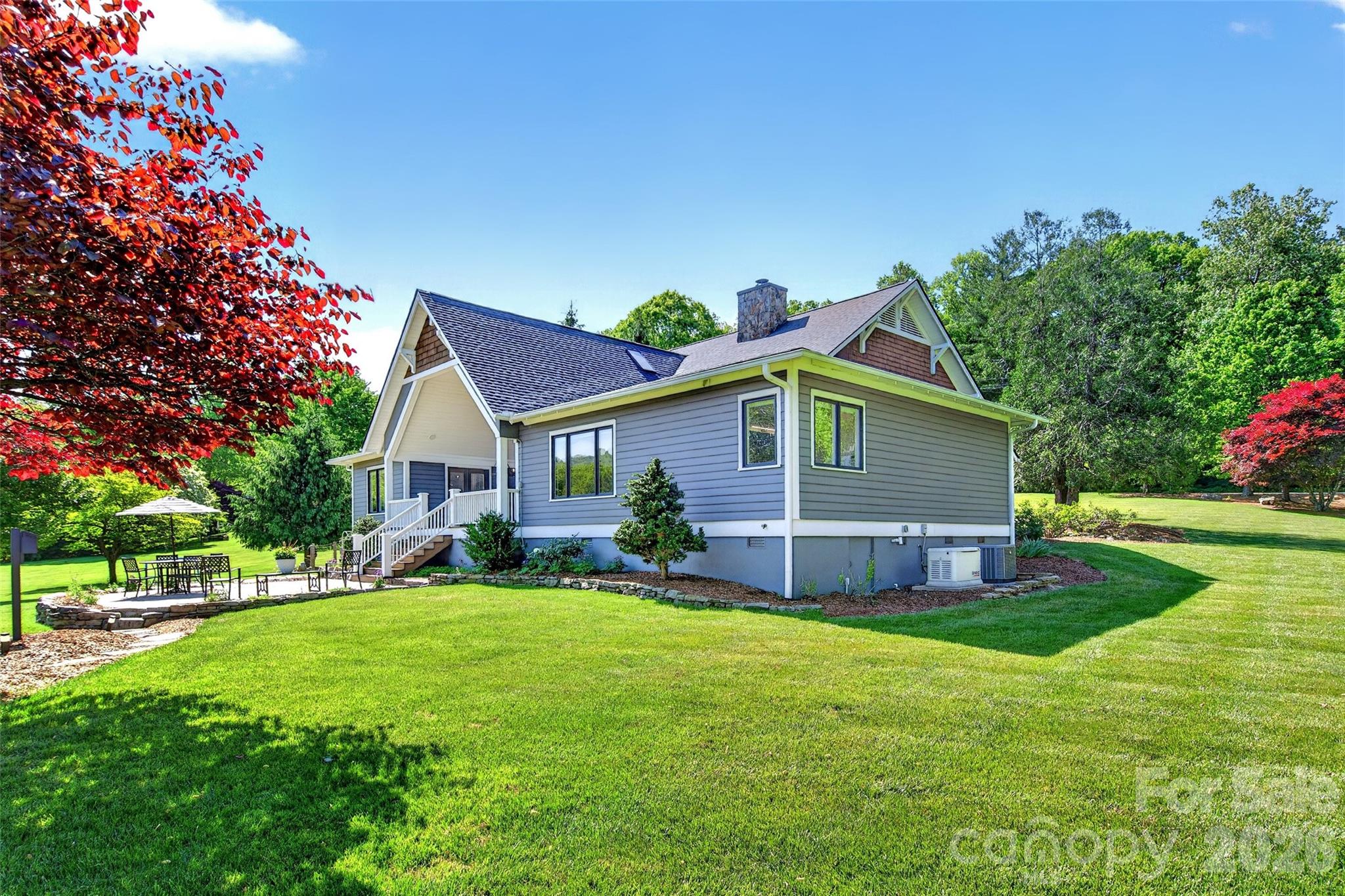 120 Old Lakey Gap Road — Black Mountain