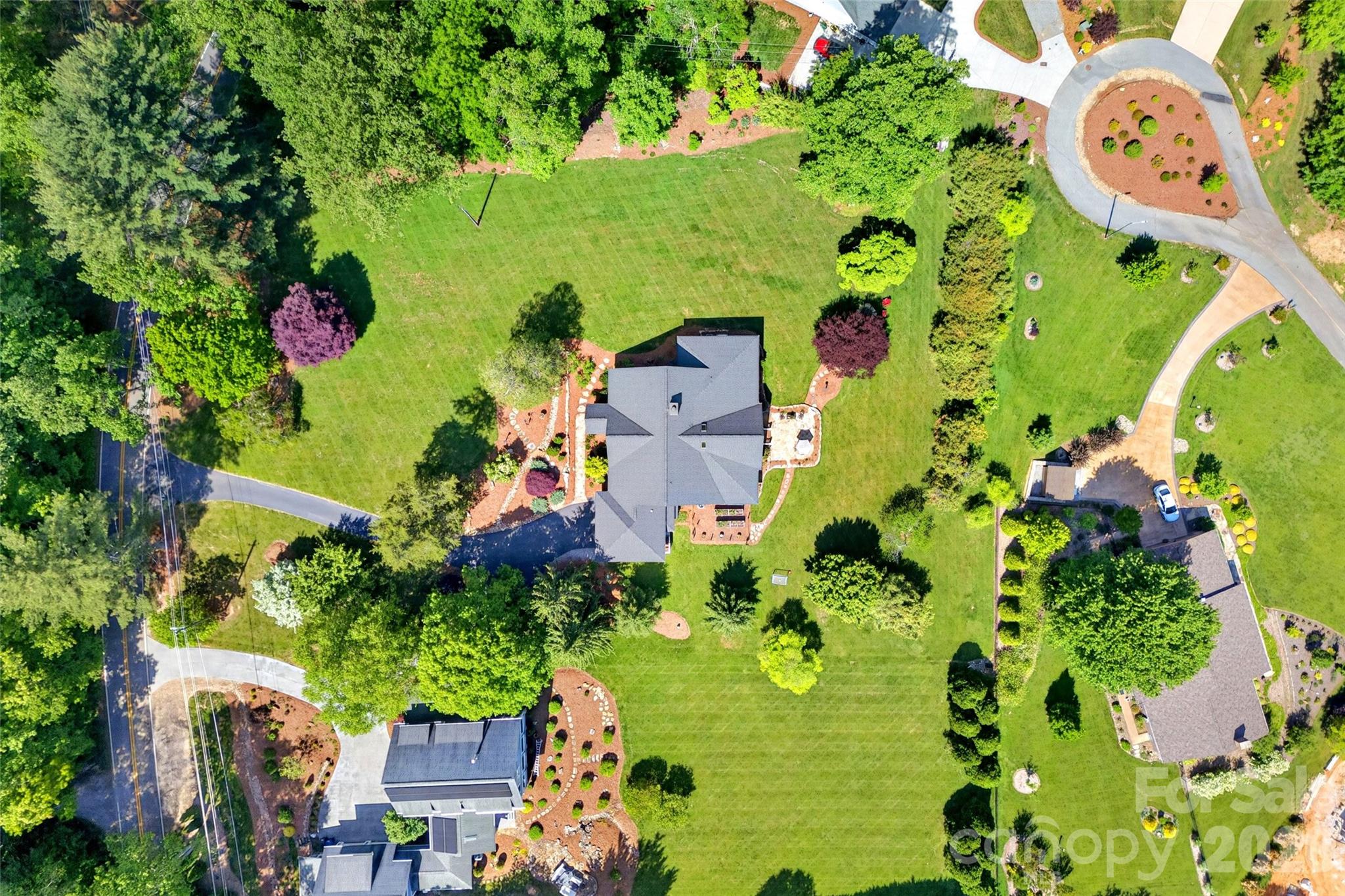 120 Old Lakey Gap Road — Black Mountain