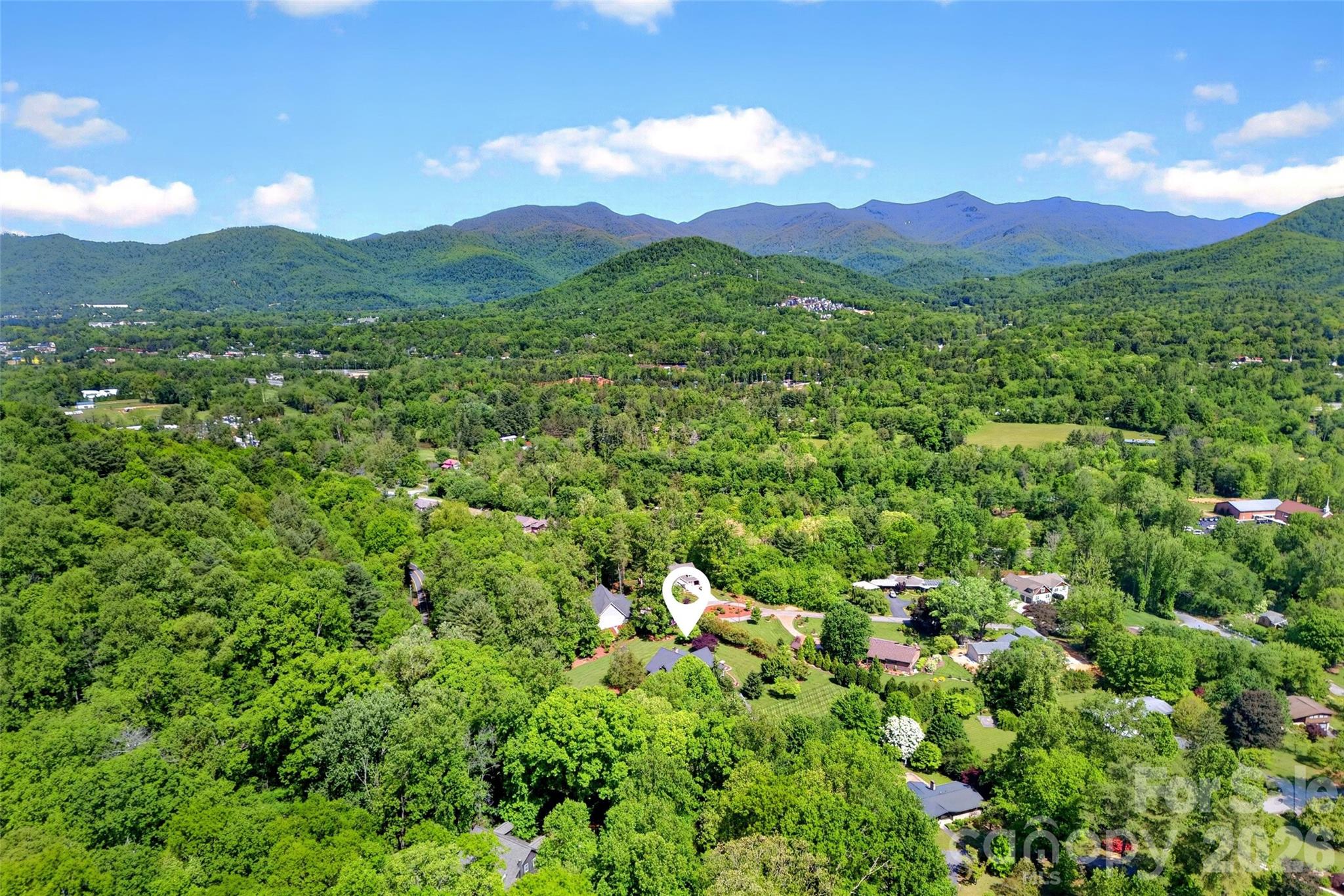120 Old Lakey Gap Road — Black Mountain