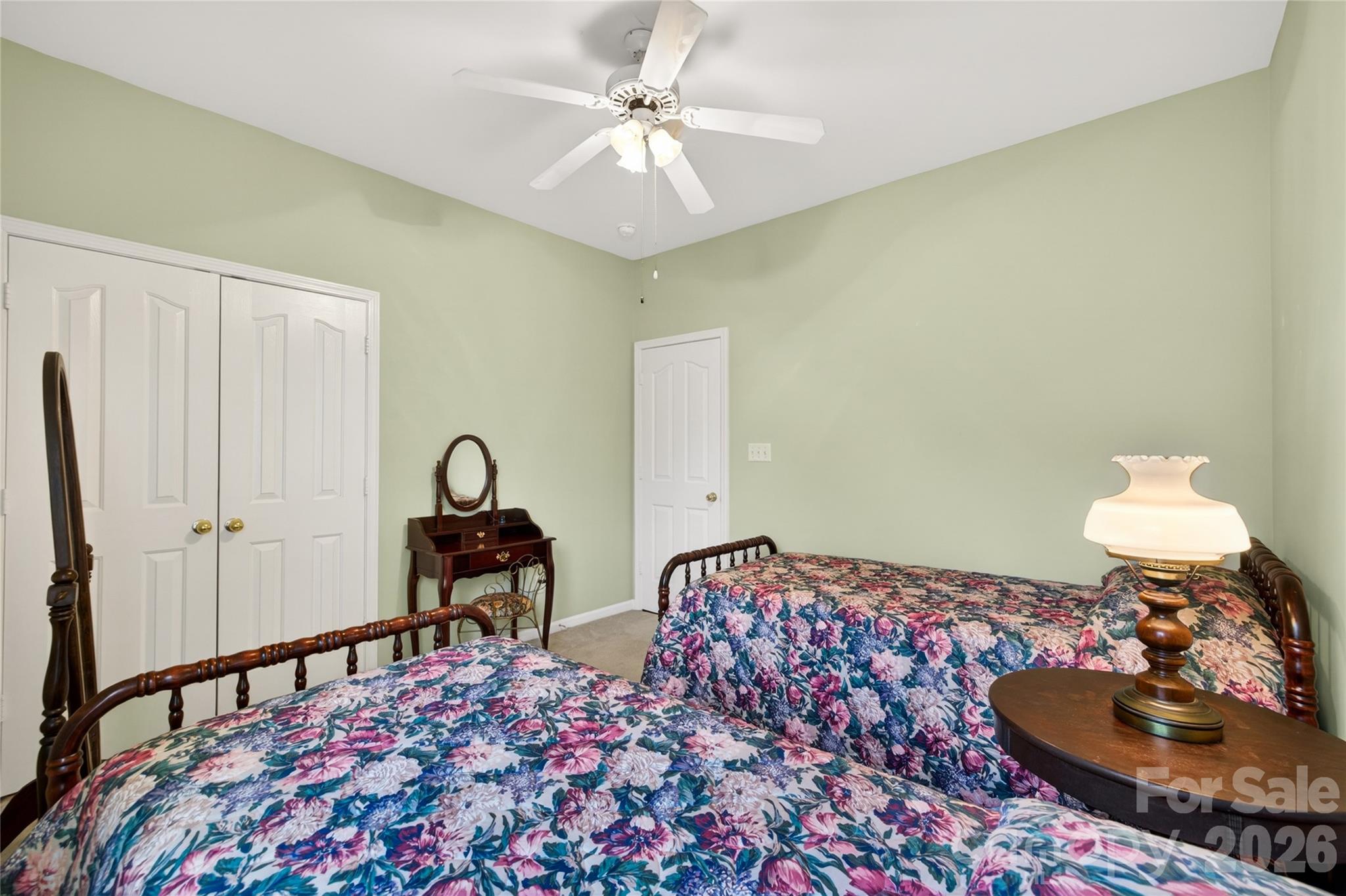1918 Weighmont Court — Charlotte