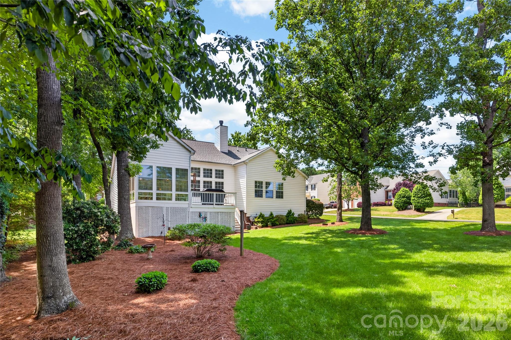 1918 Weighmont Court — Charlotte