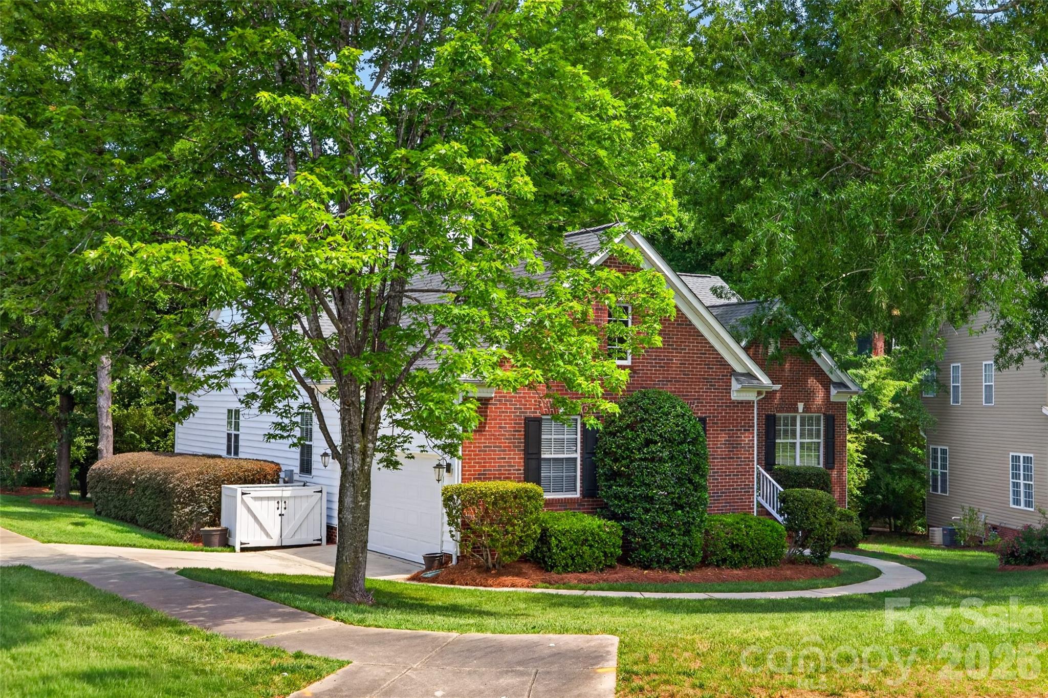 1918 Weighmont Court — Charlotte