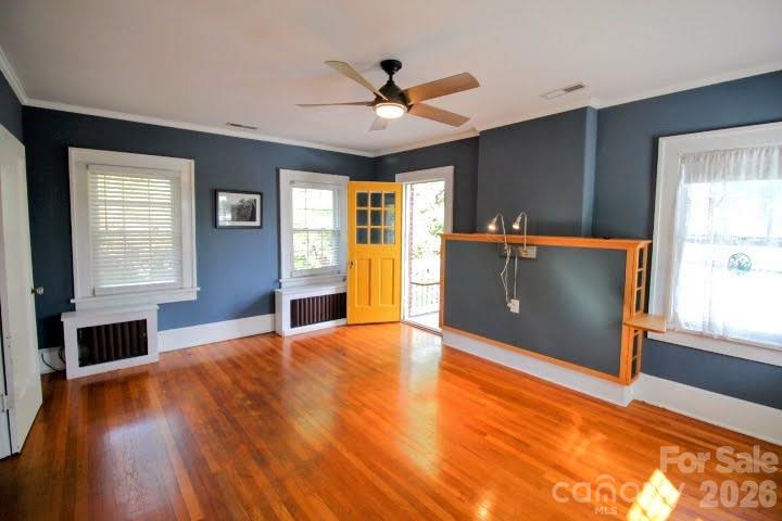 8 Colonial Place — Asheville