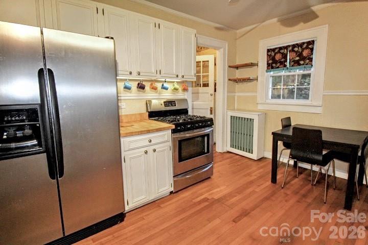 8 Colonial Place — Asheville