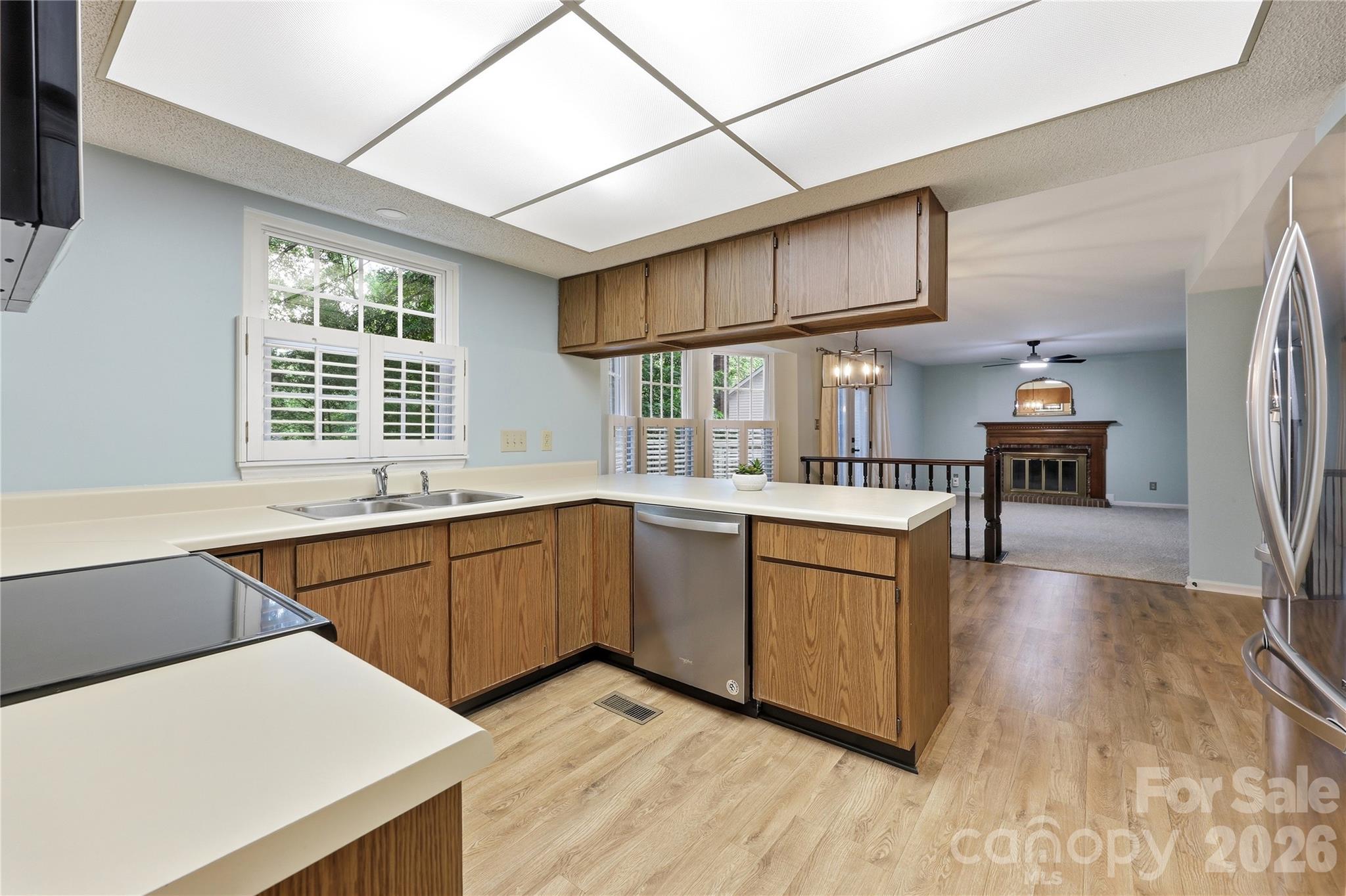10716 Derry Drive — Charlotte