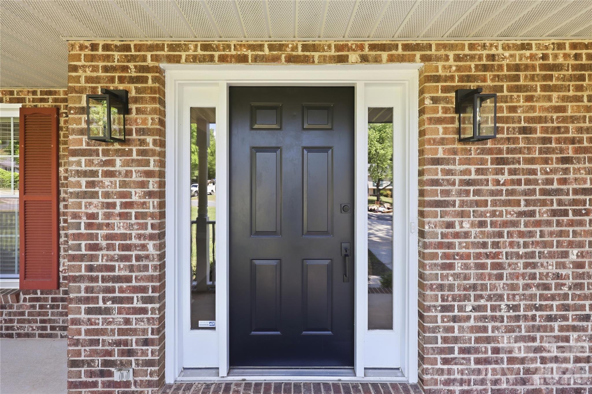 10716 Derry Drive — Charlotte