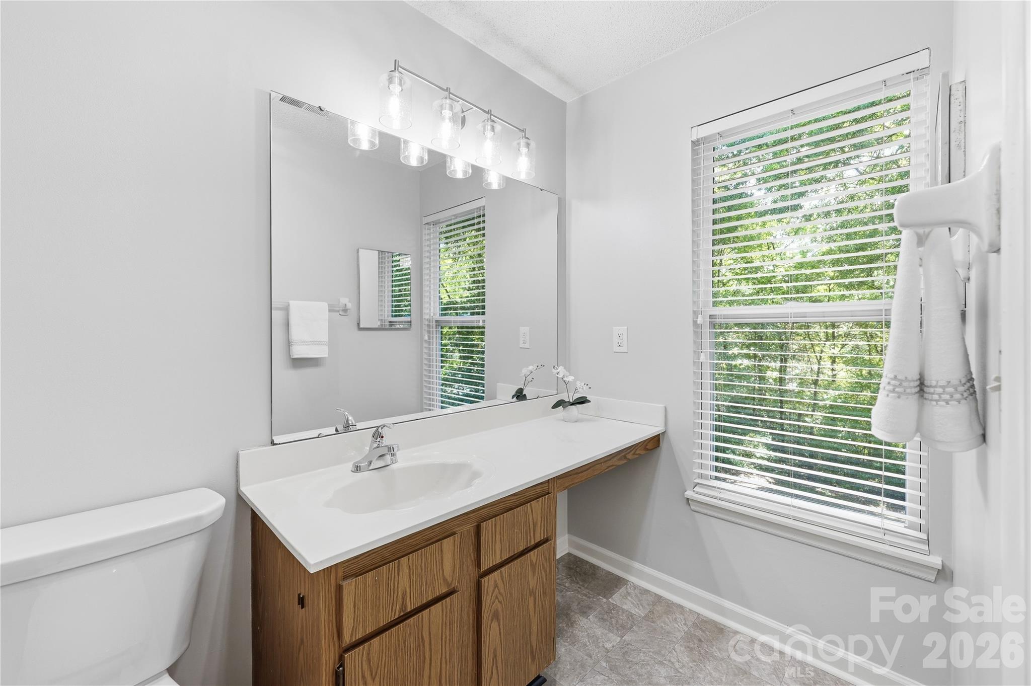 10716 Derry Drive — Charlotte