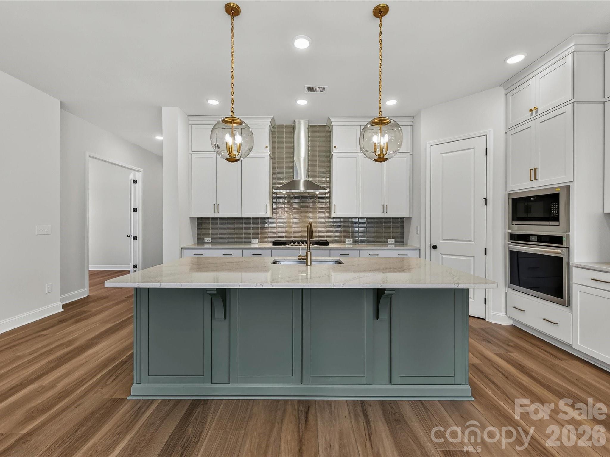 552 Cape Cod Way — Rock Hill