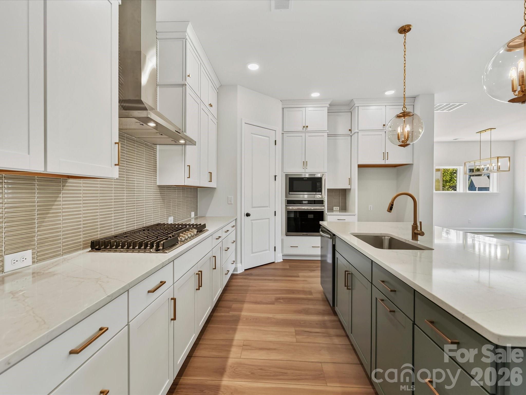 552 Cape Cod Way — Rock Hill