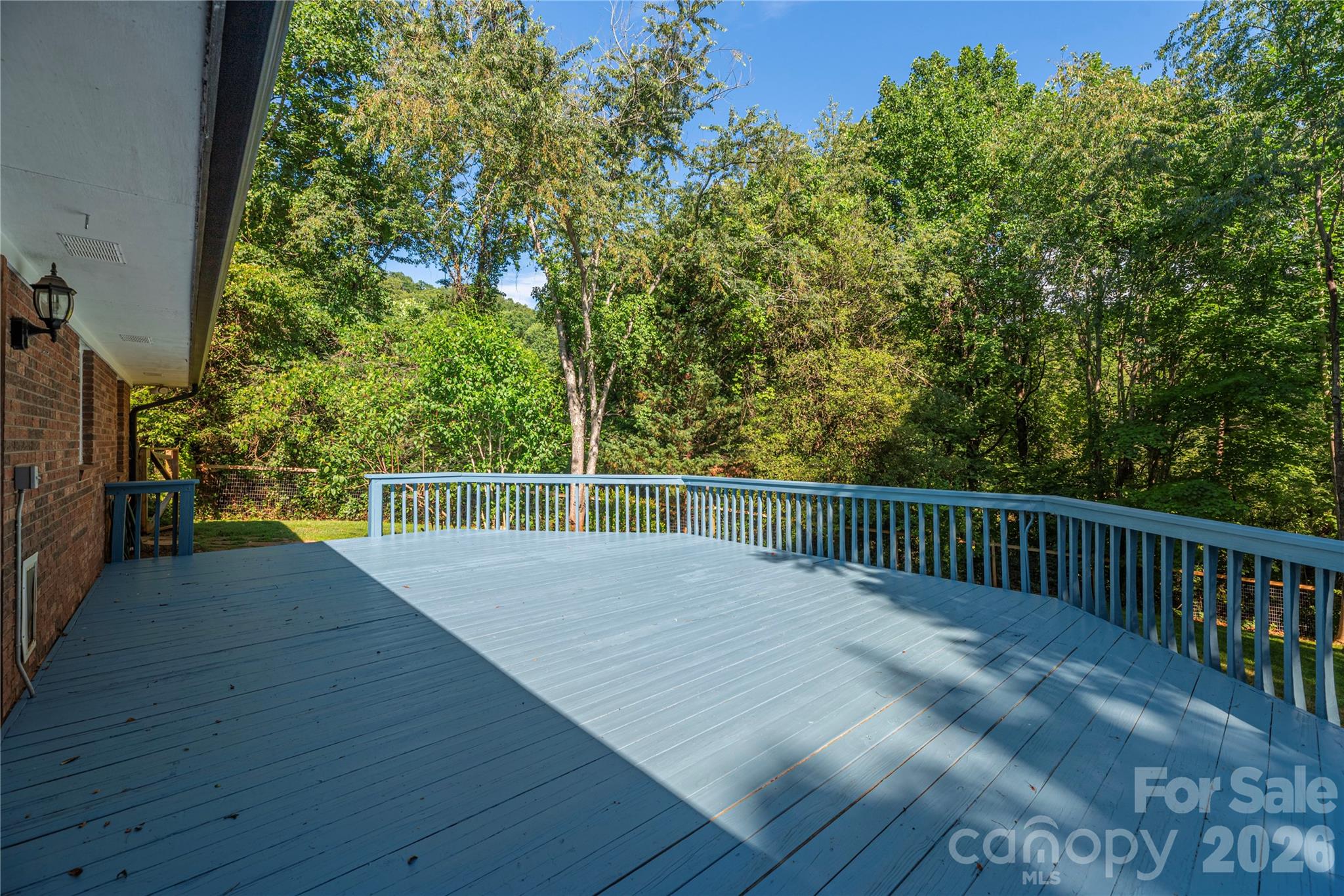 35 McKinney Road — Asheville