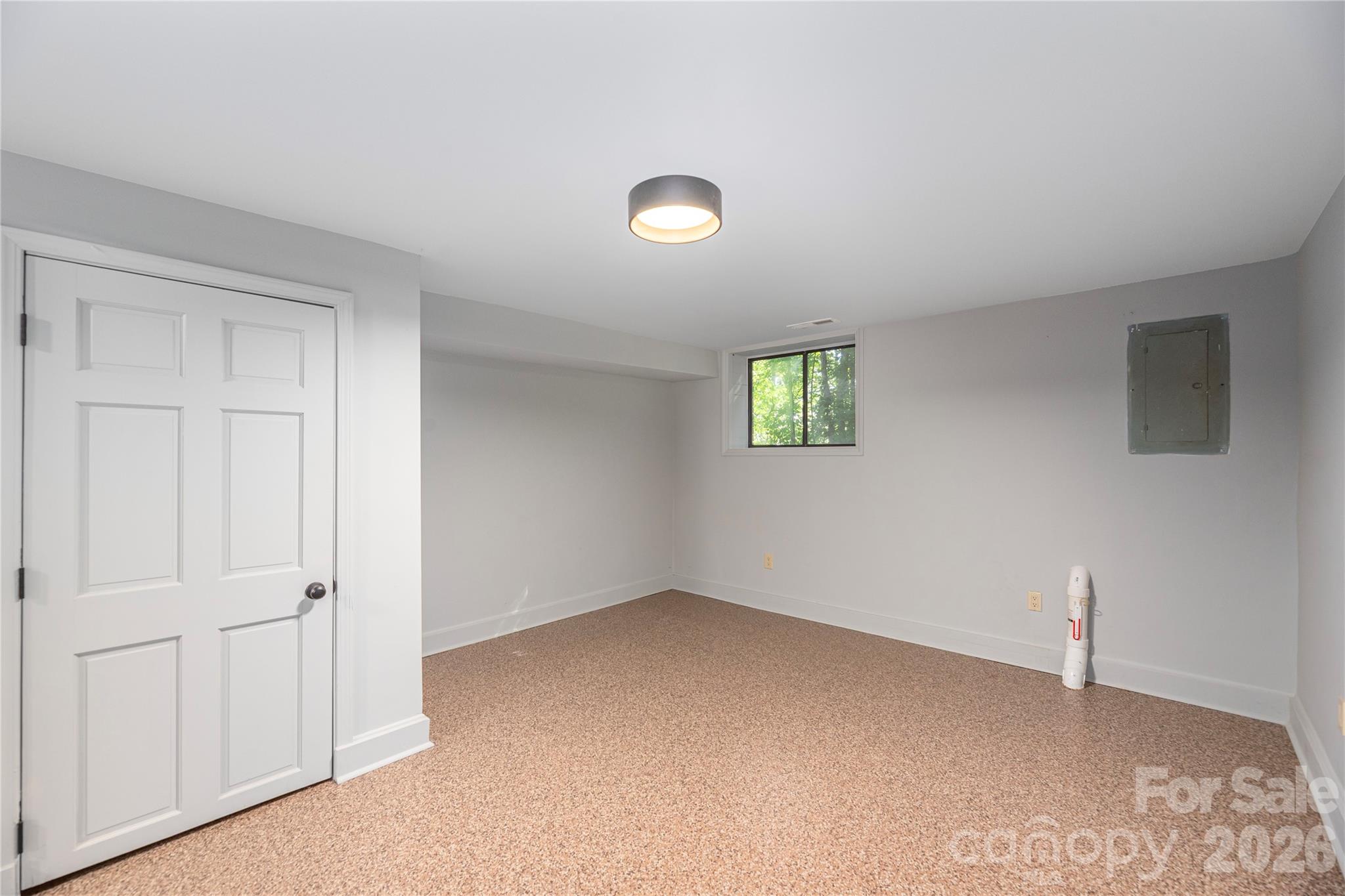 35 McKinney Road — Asheville