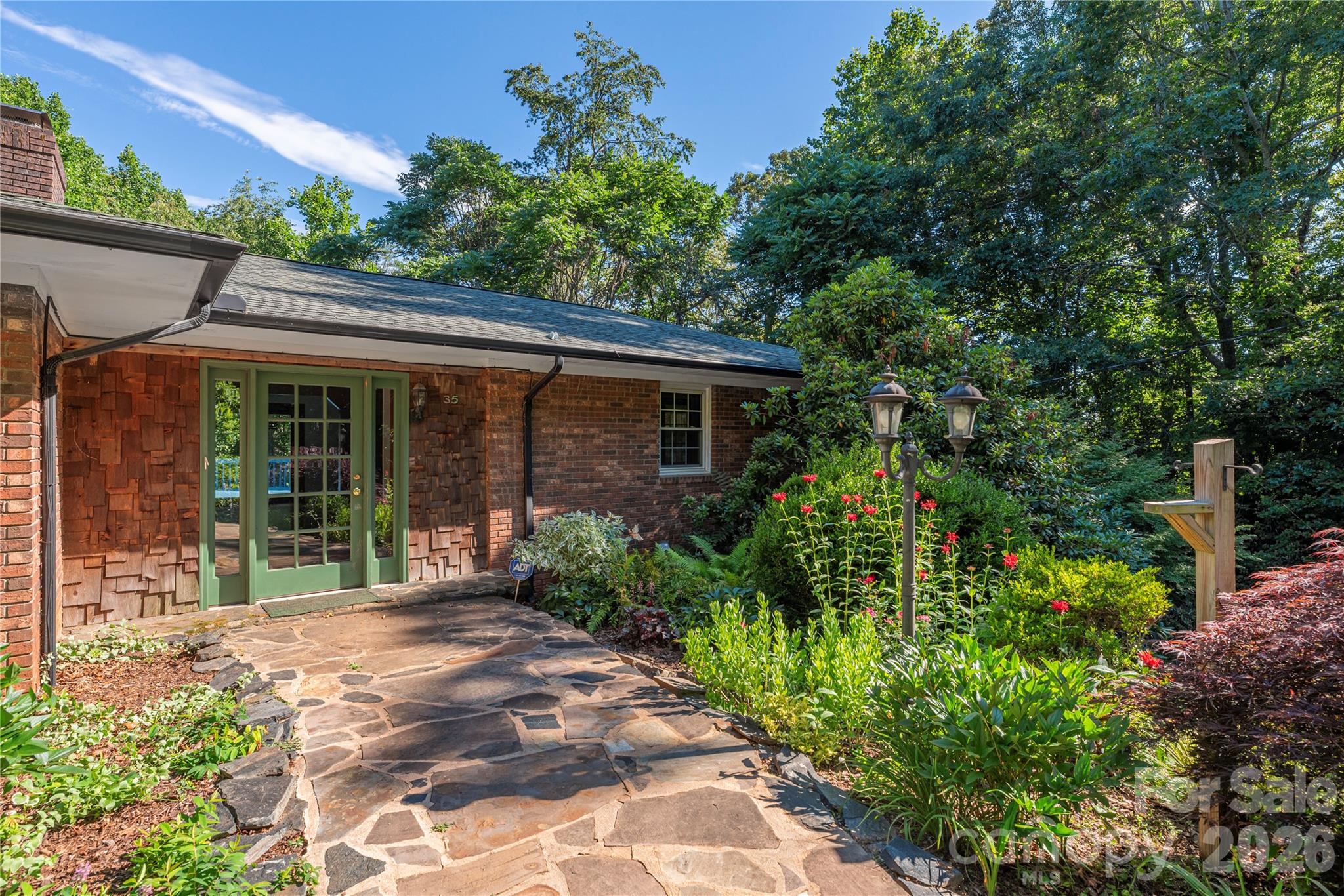 35 McKinney Road — Asheville