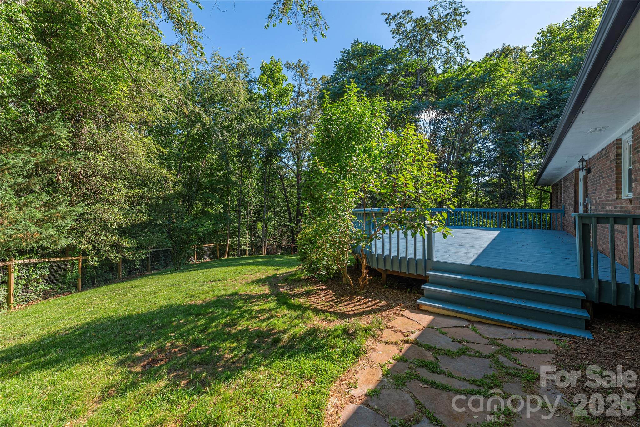 35 McKinney Road — Asheville
