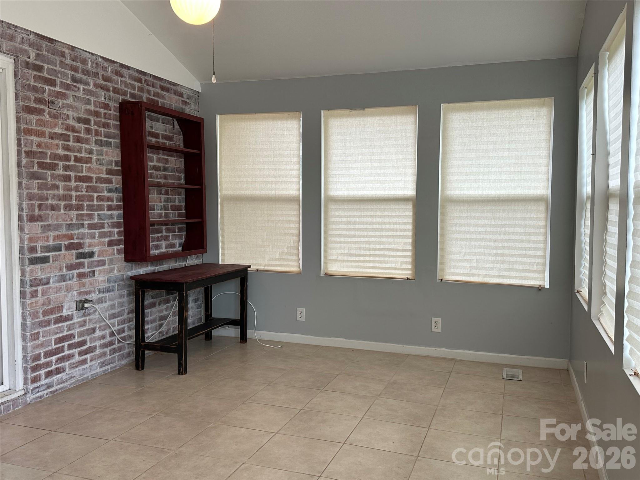 5212 Walter Starnes Place — Granite Falls