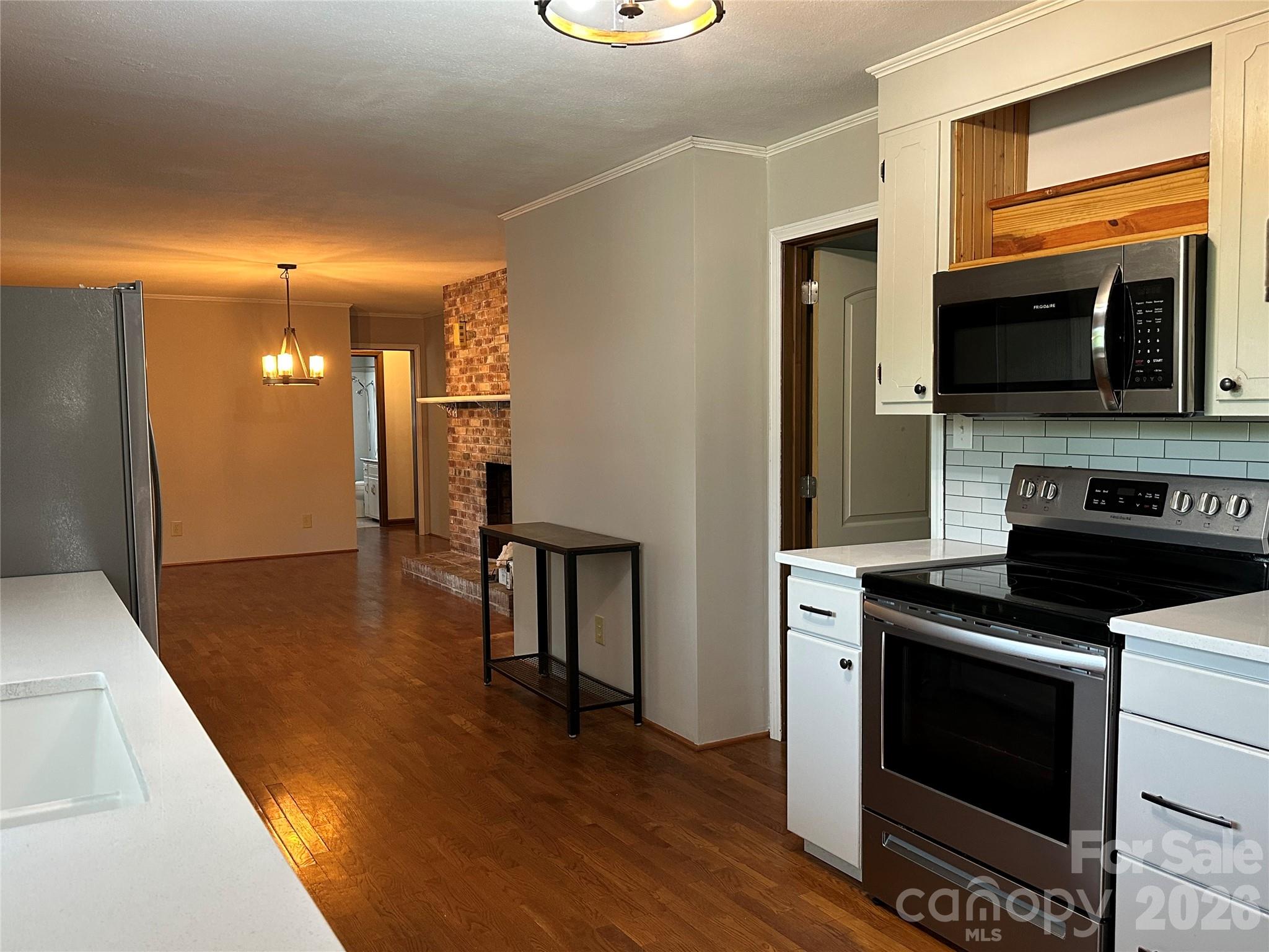 5212 Walter Starnes Place — Granite Falls