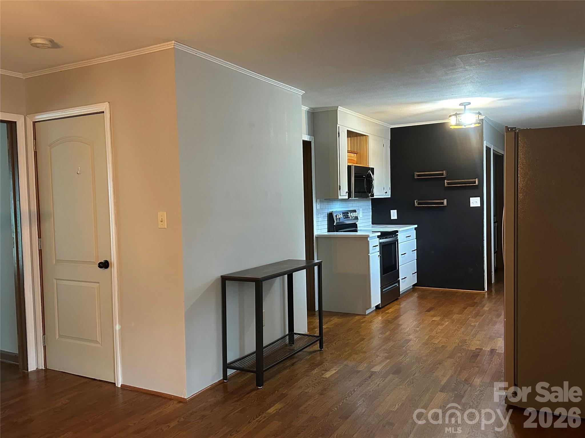 5212 Walter Starnes Place — Granite Falls