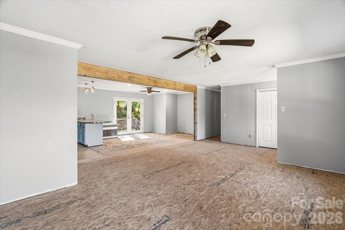 14 Jack Sullins Road — Spruce Pine