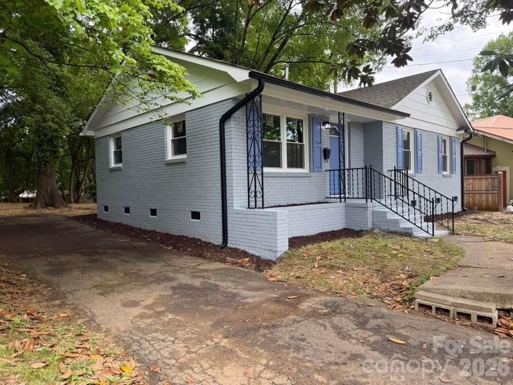 835 Ranch Street — Charlotte