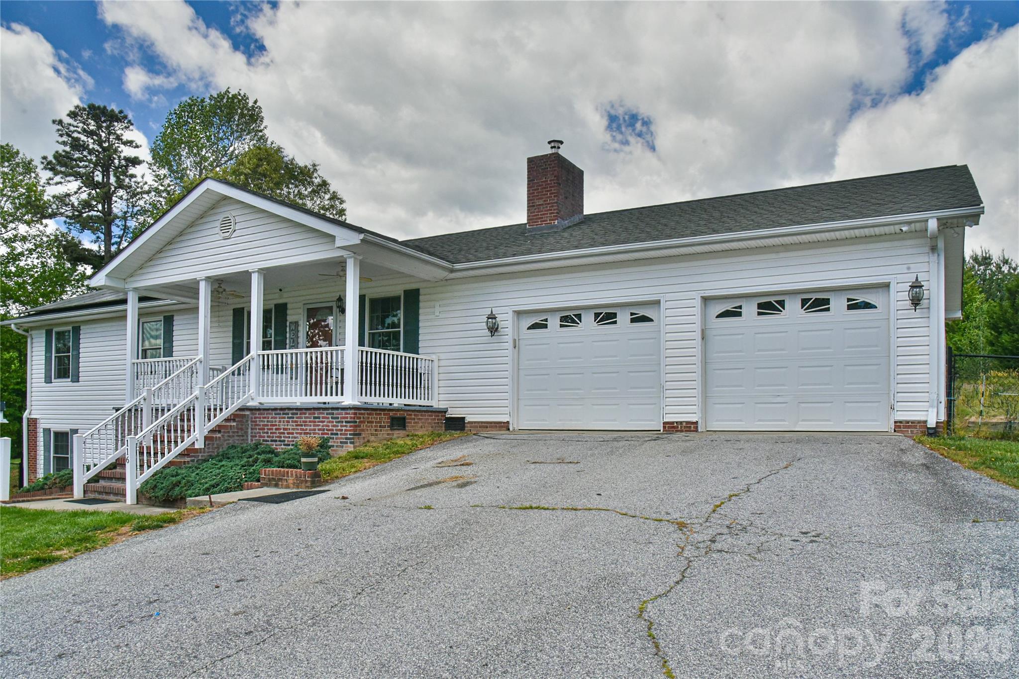 116 Kay Road — Flat Rock