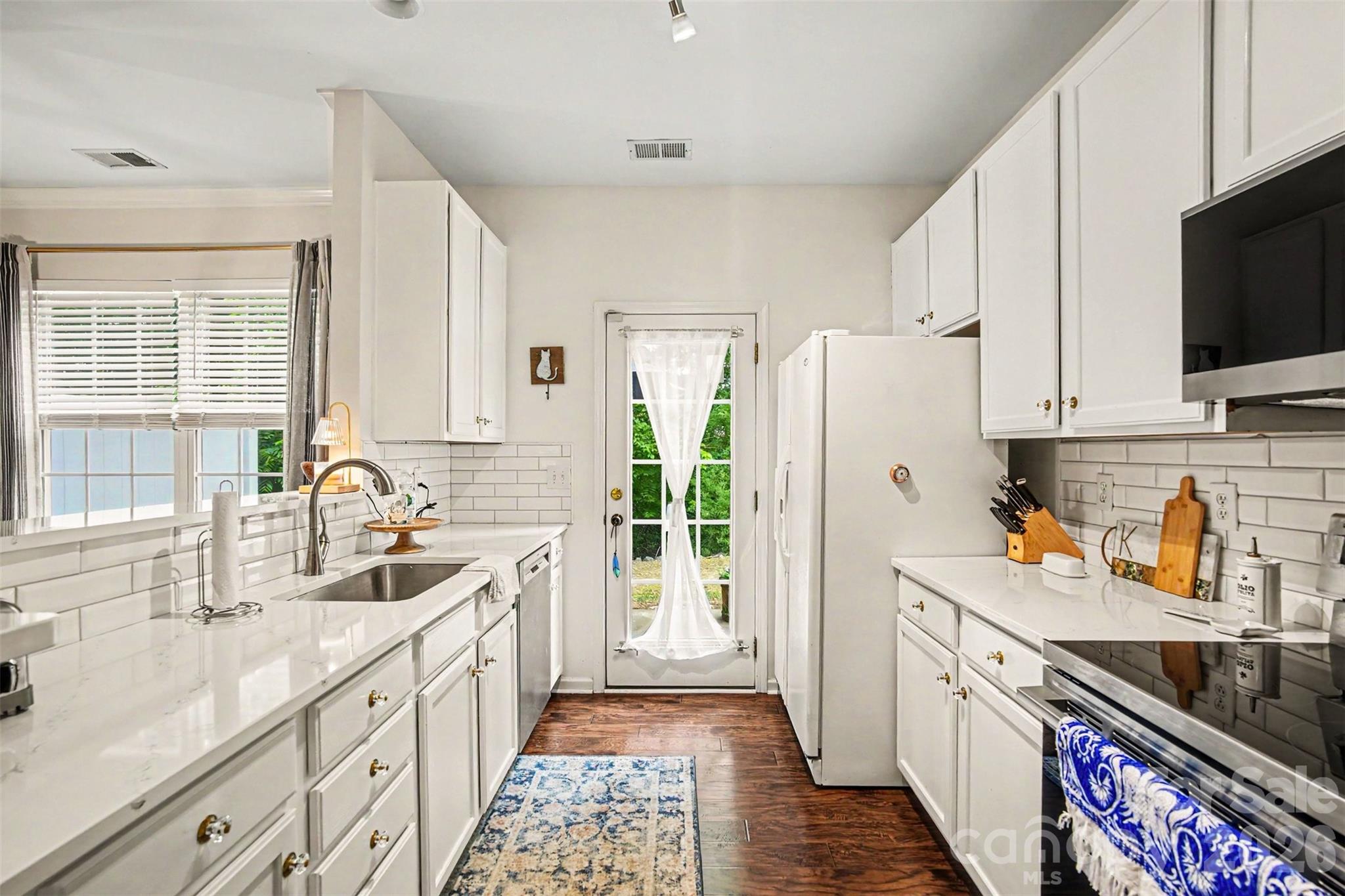 14735 Lions Paw Street — Charlotte