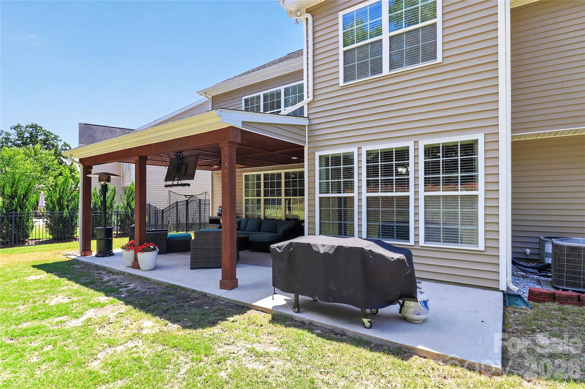 719 Fresia Drive — Tega Cay