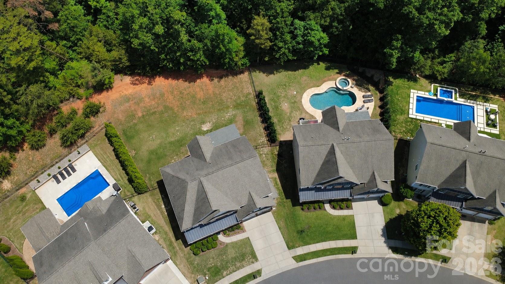 719 Fresia Drive — Tega Cay