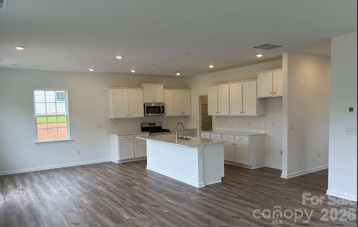 7068 Juneberry Way — Maiden