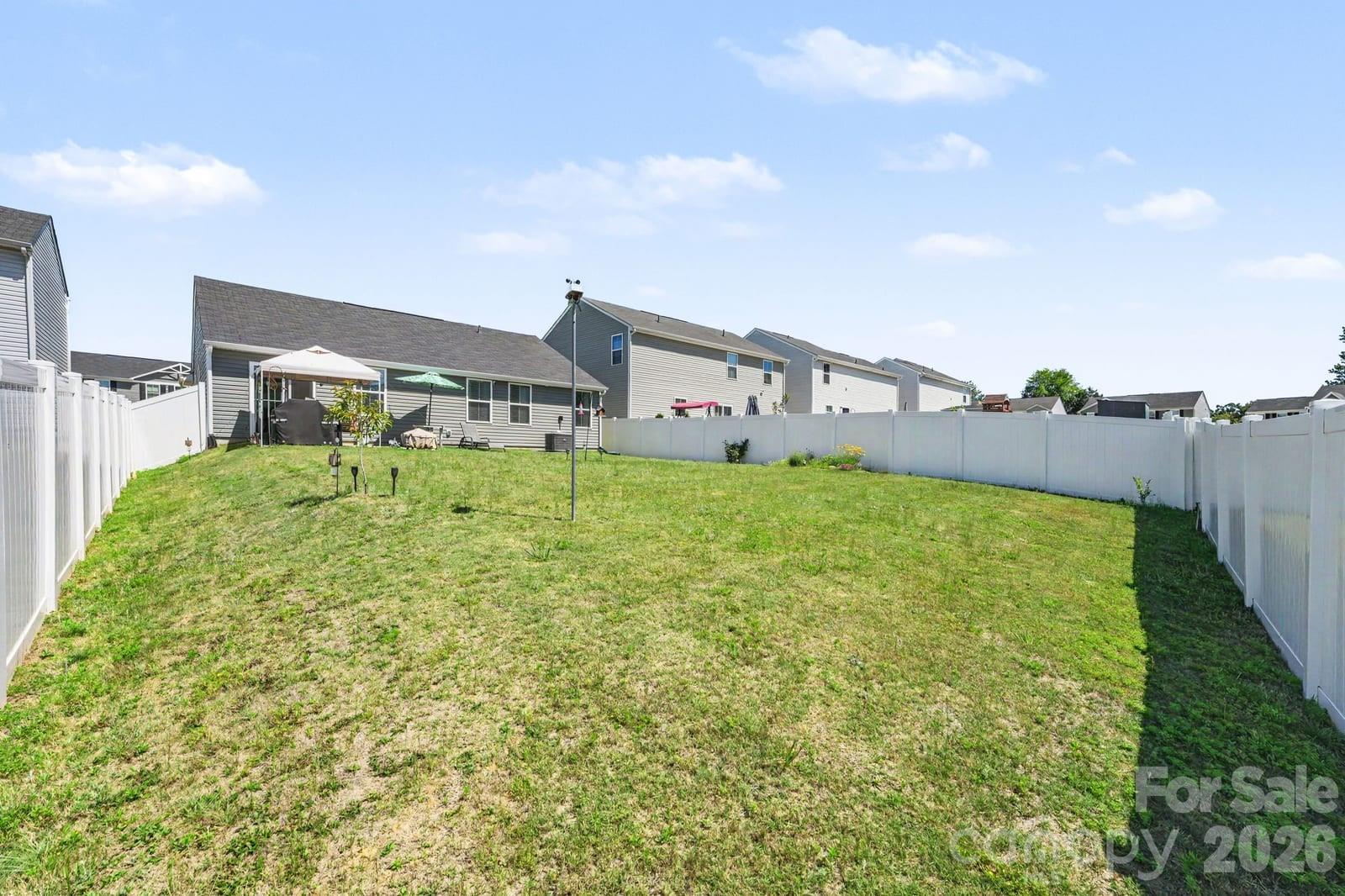 114 Weymouth Avenue — Troutman