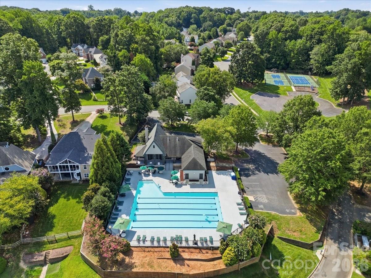 146 Comata Road — Mooresville