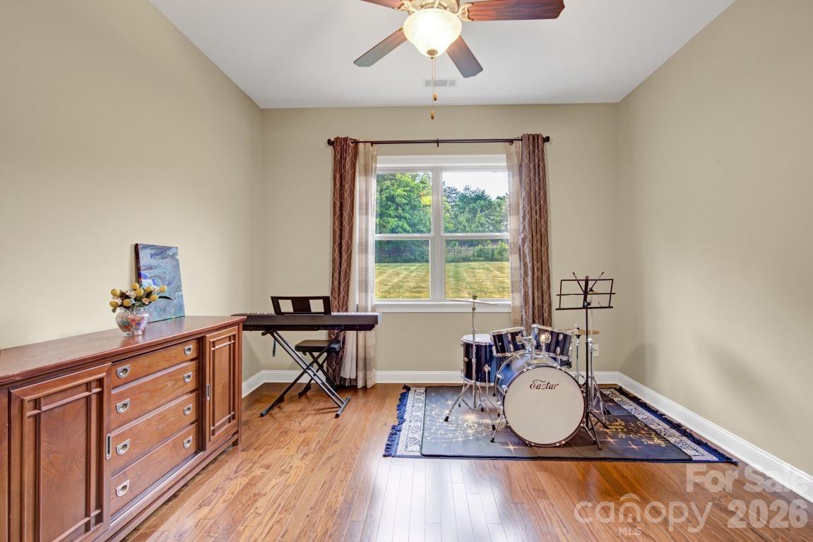 125 Leeward Shoals Lane — Mooresville