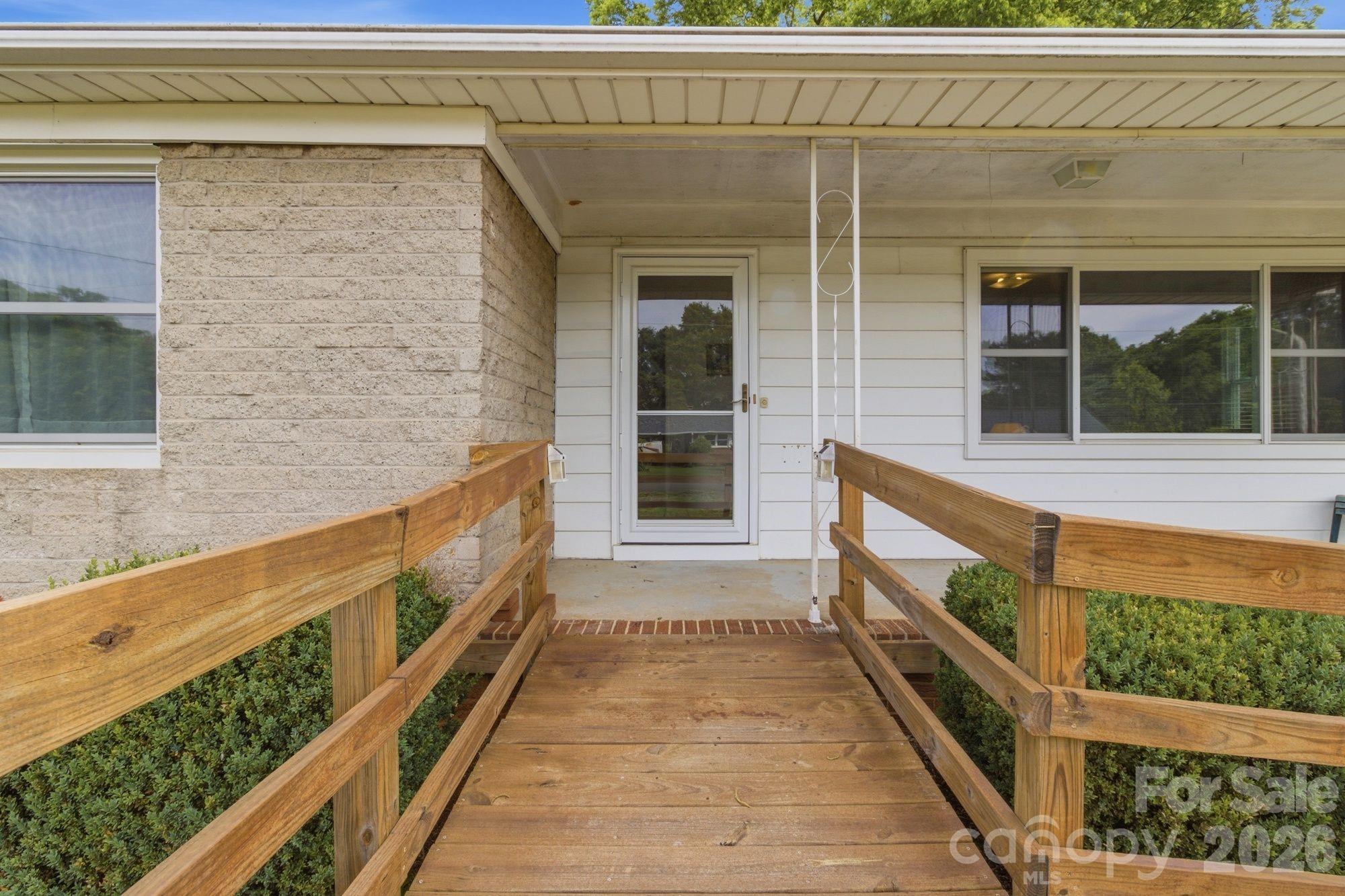 748 Emorywood Avenue — Rock Hill