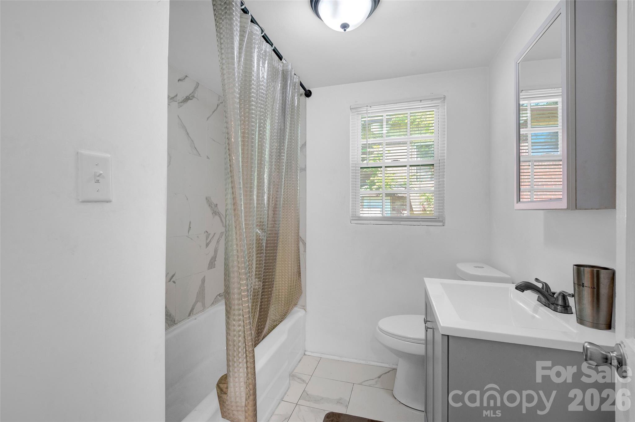 723 F Avenue SE — Hickory