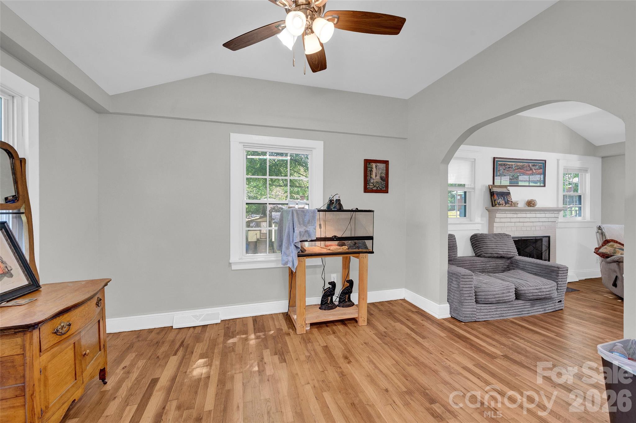 723 F Avenue SE — Hickory