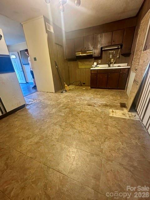 912 Old Hickory Grove Road — Mount Holly