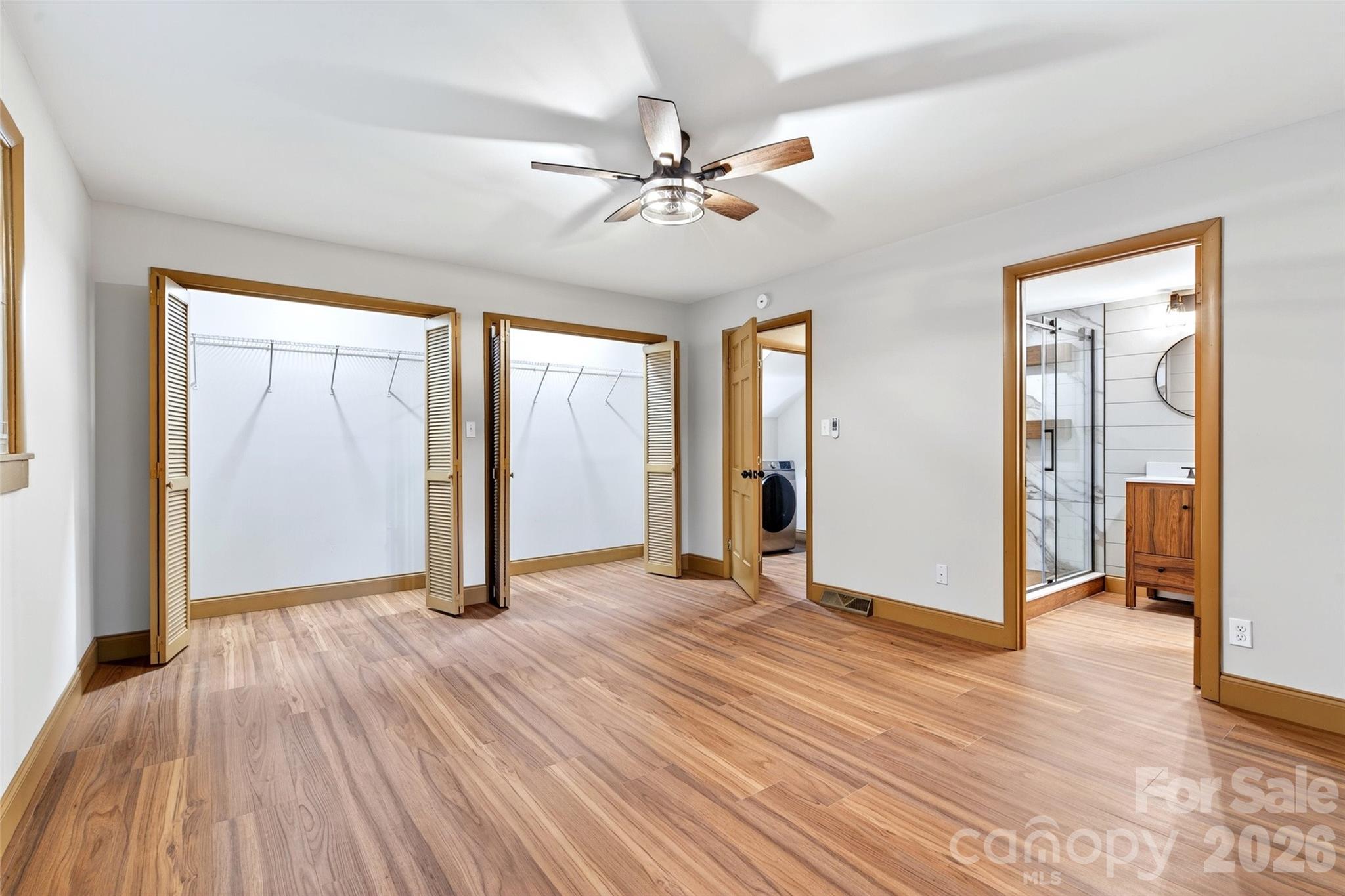 3781 S 226 Highway — Bakersville