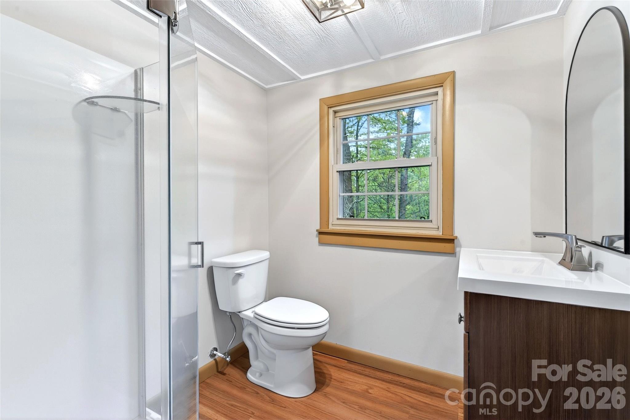 3781 S 226 Highway — Bakersville