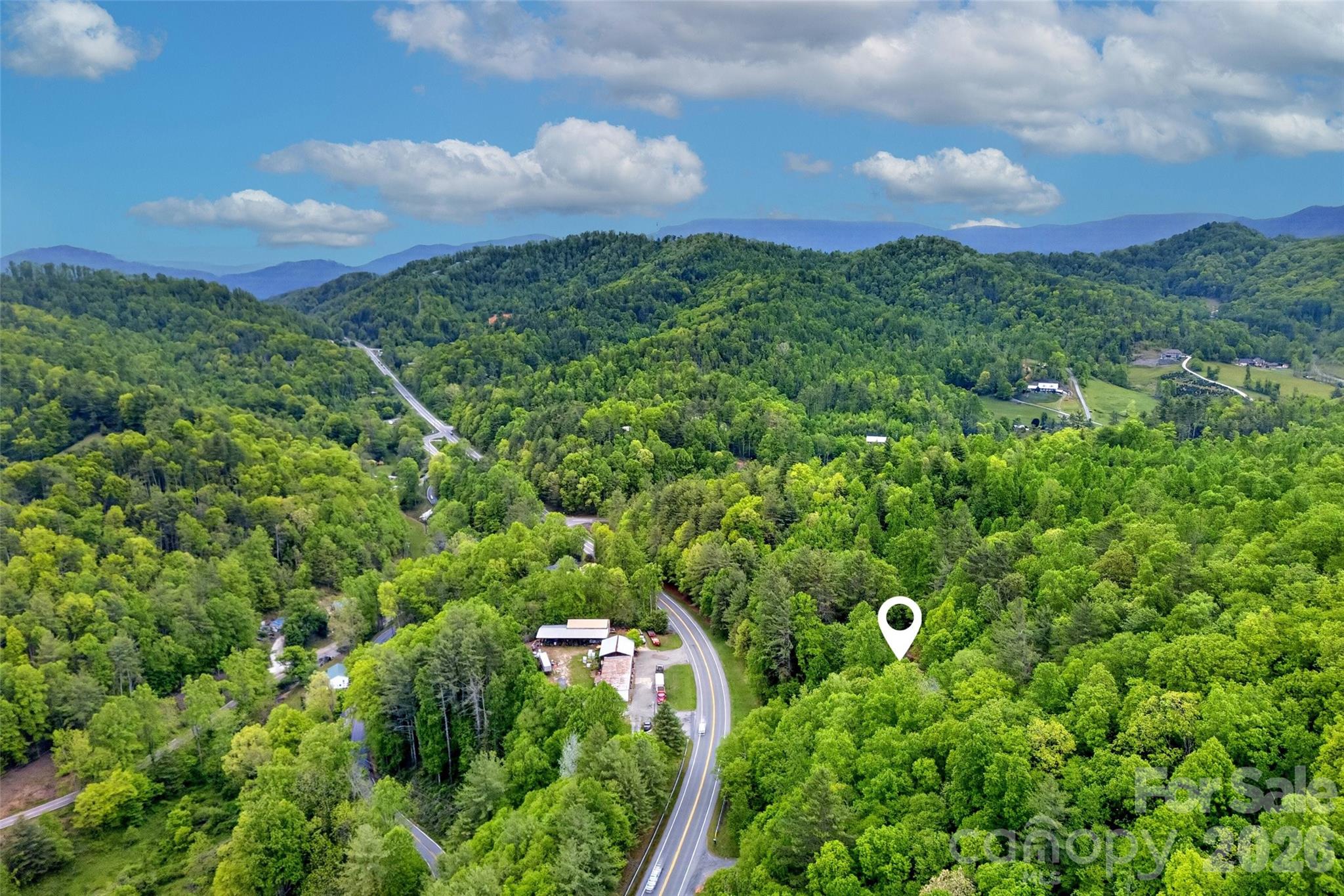 3781 S 226 Highway — Bakersville