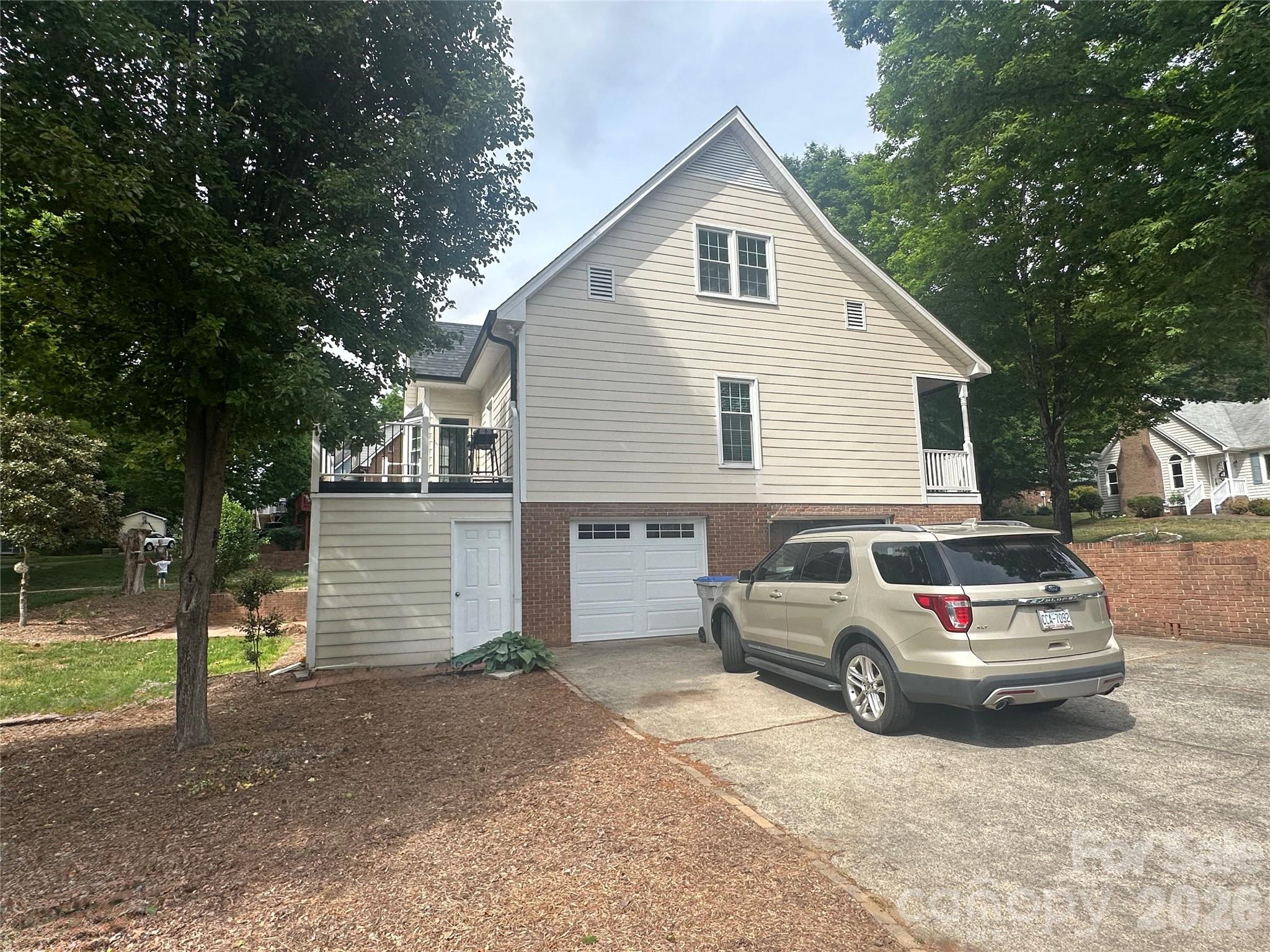 4116 Moss Brook Drive — Winston Salem