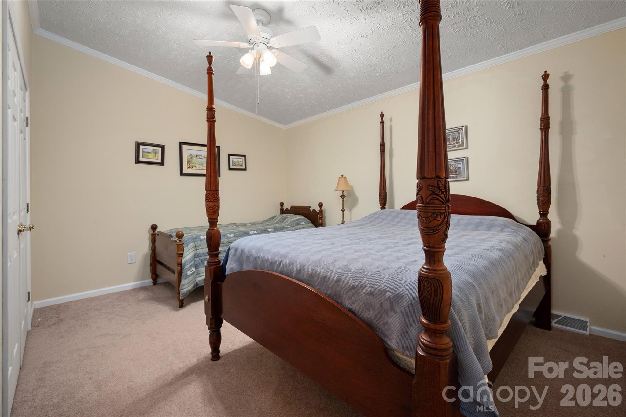 2504 Cottage Lane — Liberty Hill