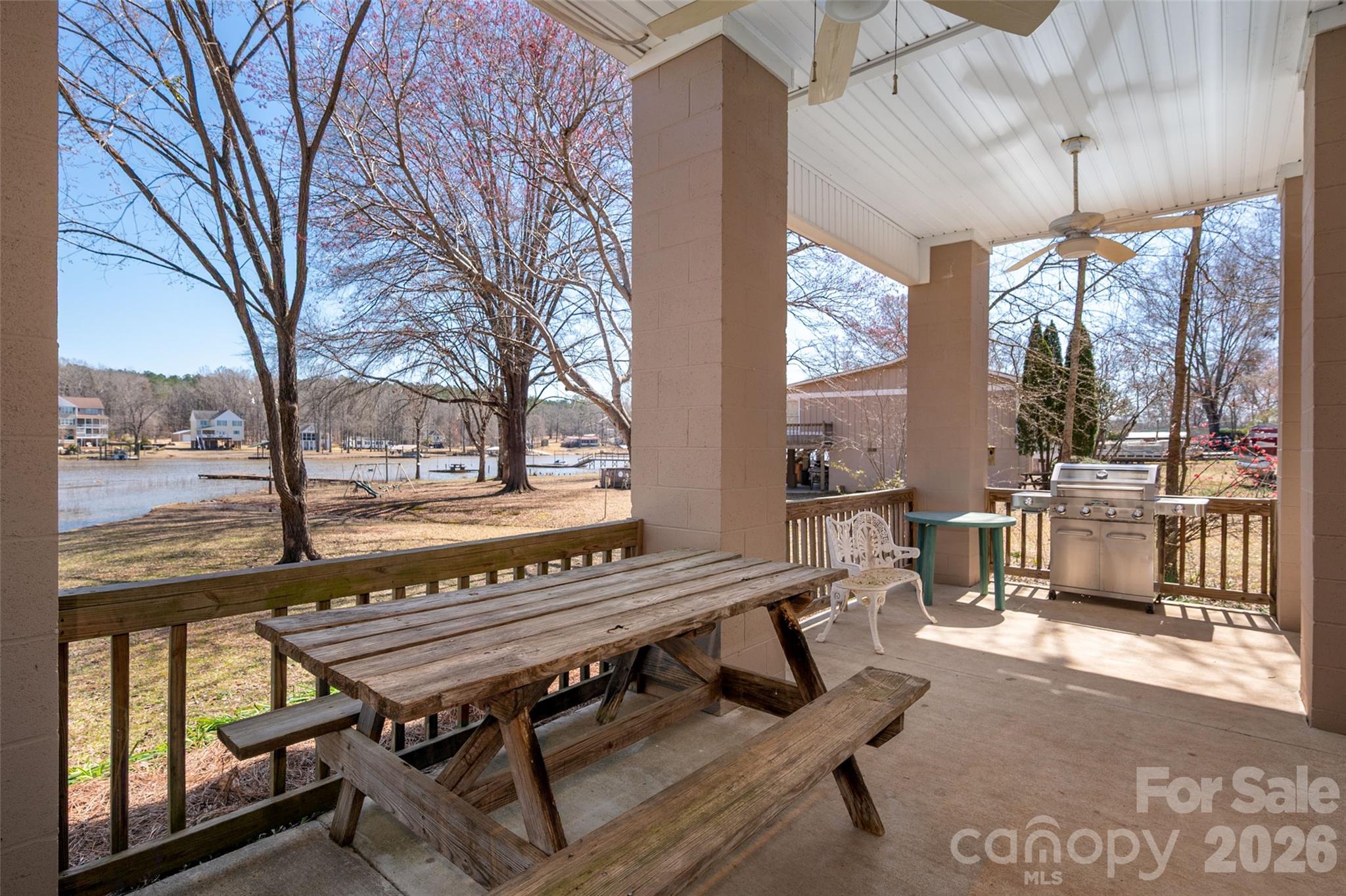 2504 Cottage Lane — Liberty Hill