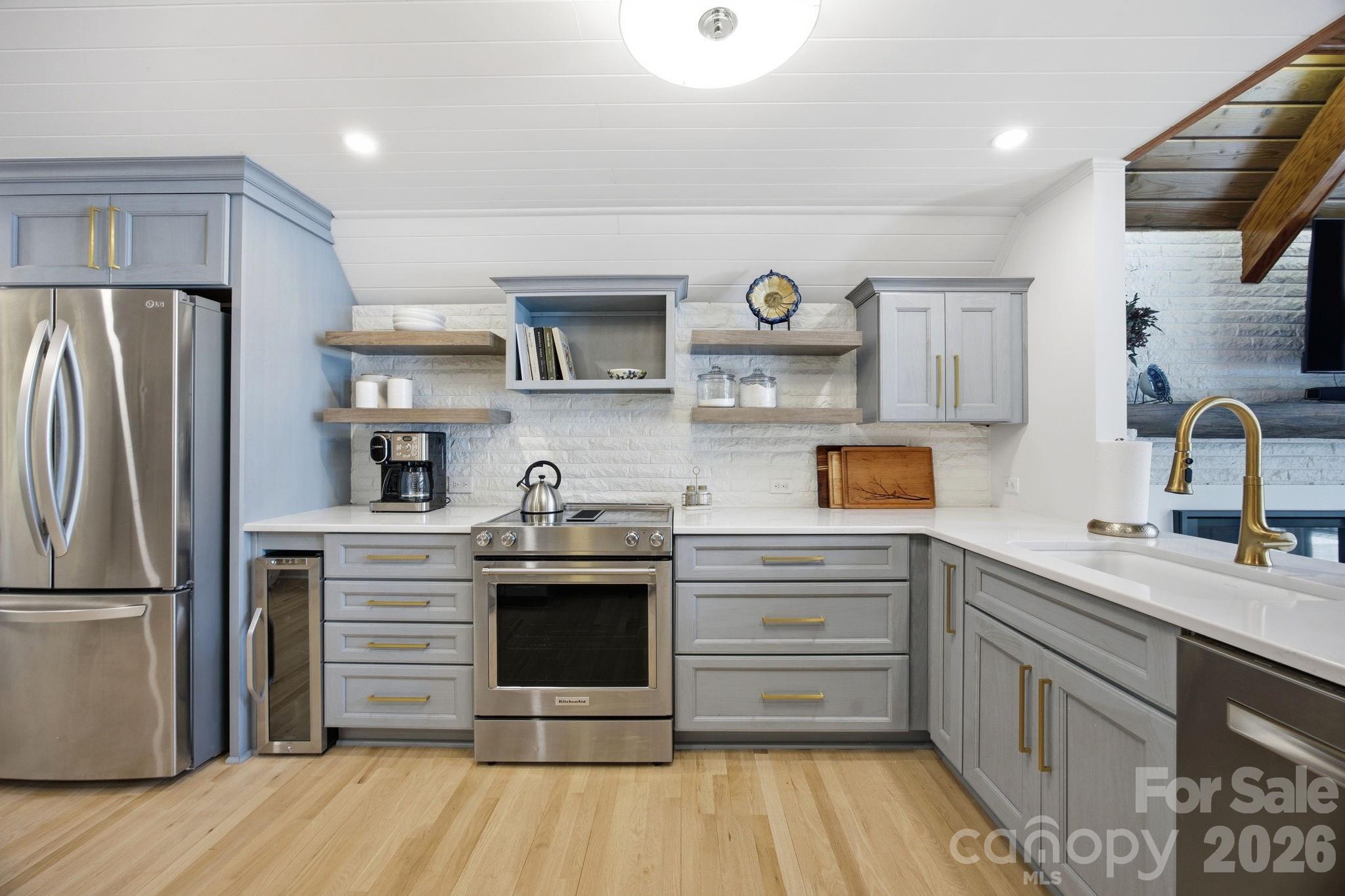 450 Mainsail Road — Salisbury