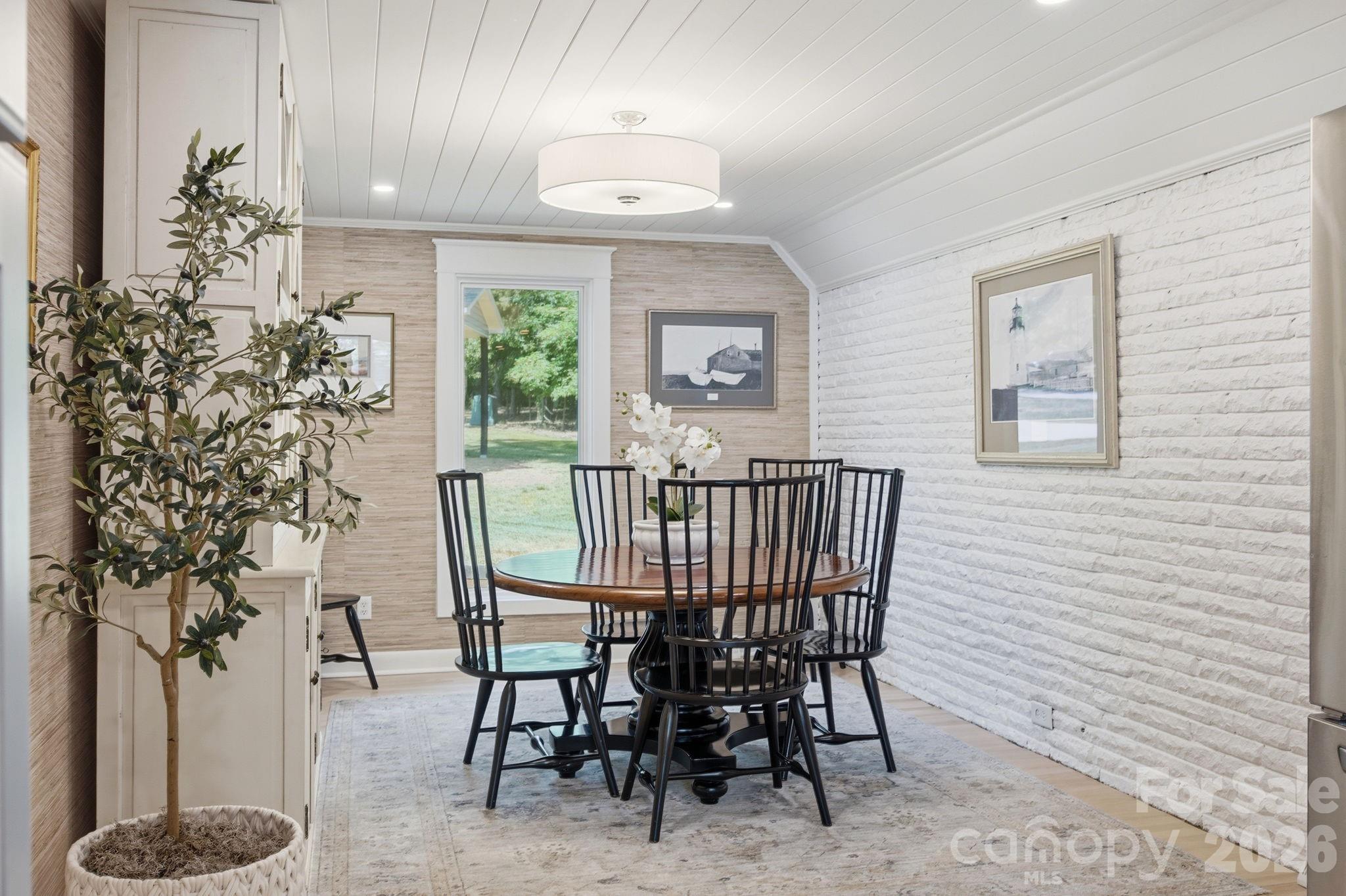 450 Mainsail Road — Salisbury