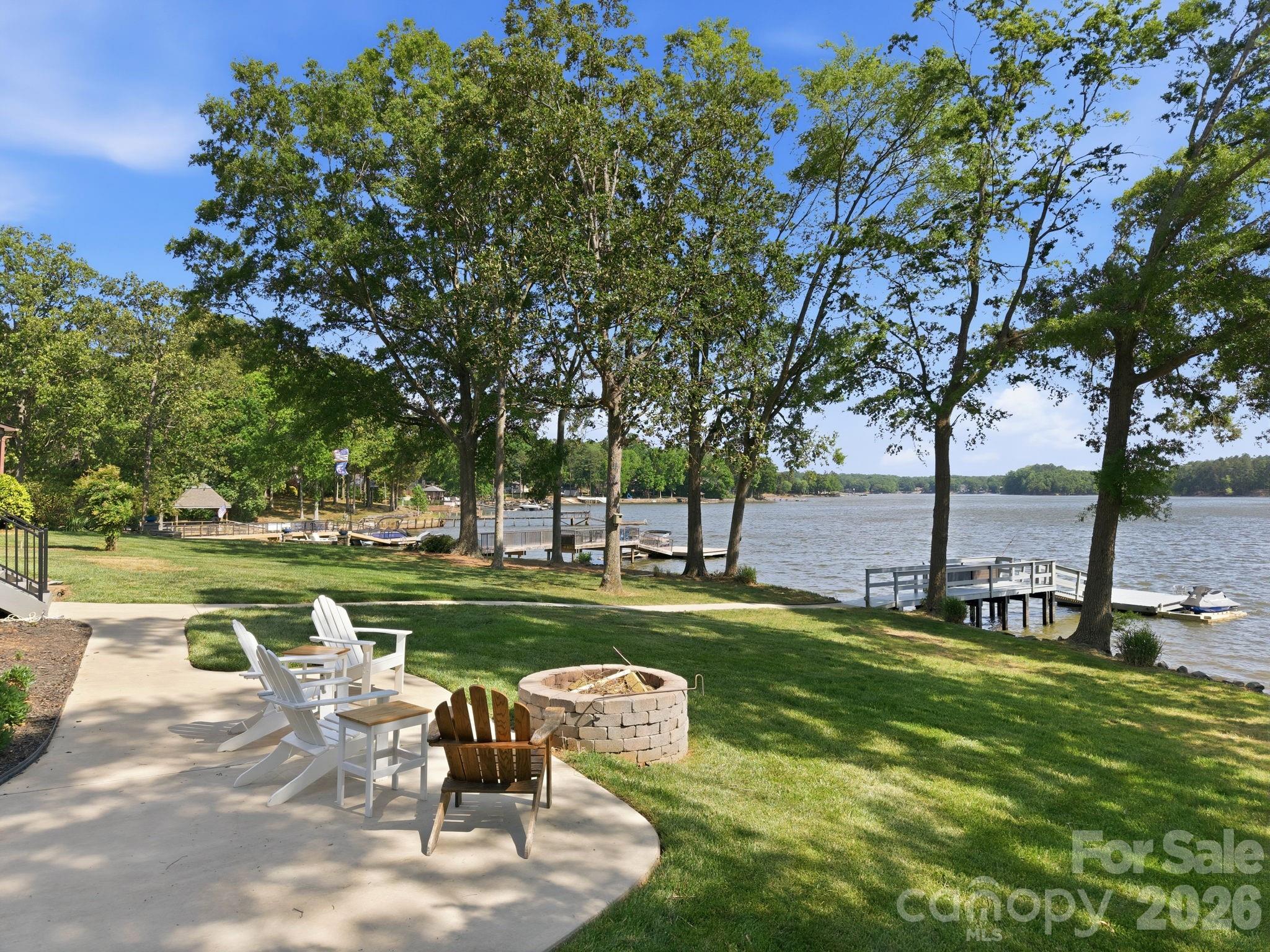 450 Mainsail Road — Salisbury