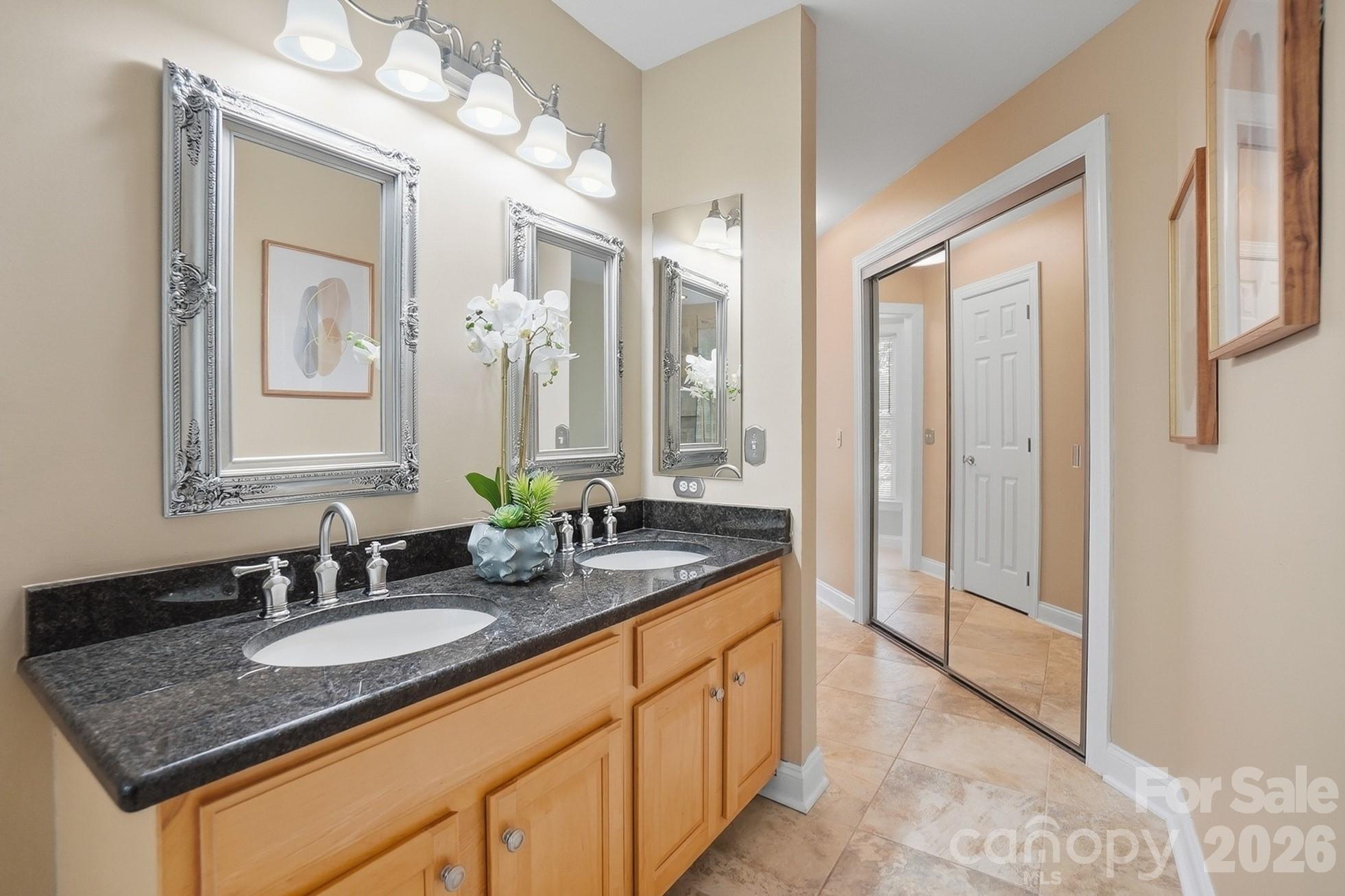7126 Weddington Brook Drive — Matthews